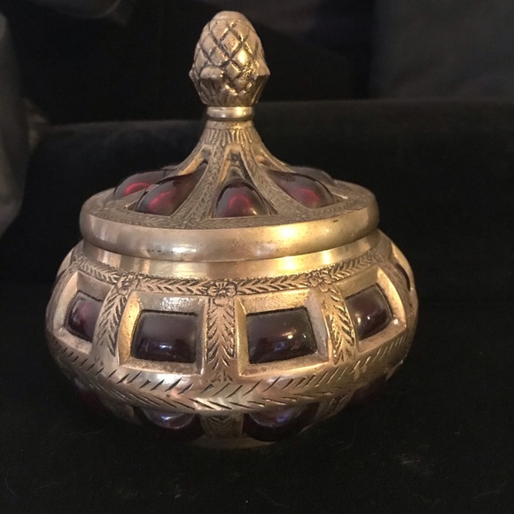Other - 🌷Bronze and Red Glass Container